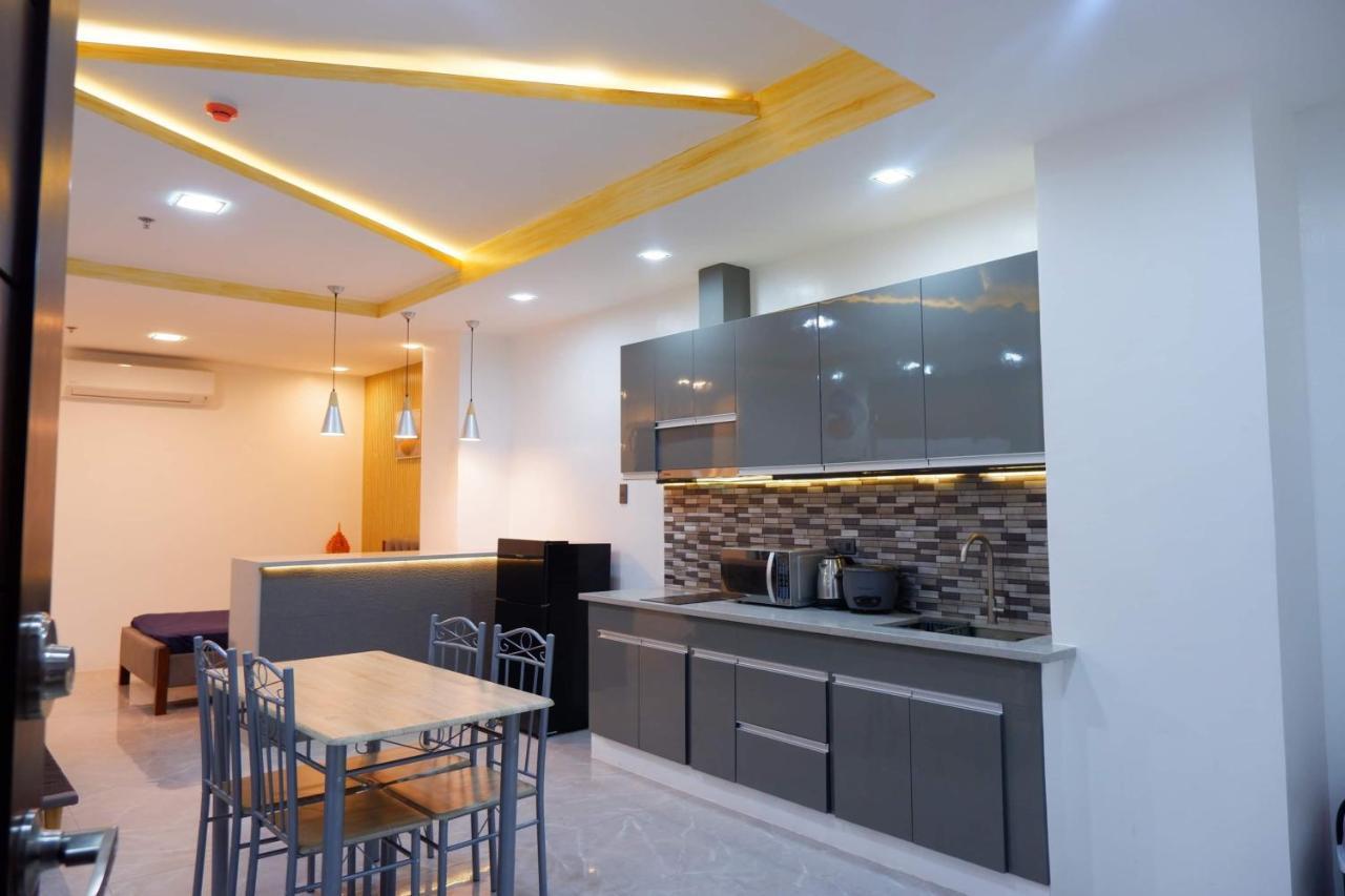 Cozy Entire Condo Unit With Pool Access Angeles Exterior foto